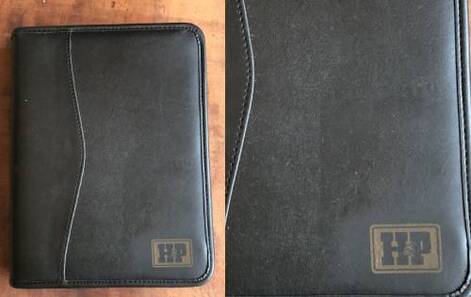 Agenda simil cuero con logo grabado