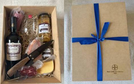 Caja con productos gourmet