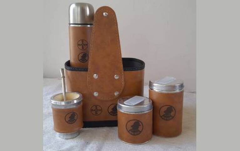 Set matero completo con logo grabado